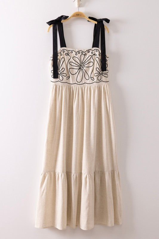 Embroidery Detail Midi Sleeveless Dress